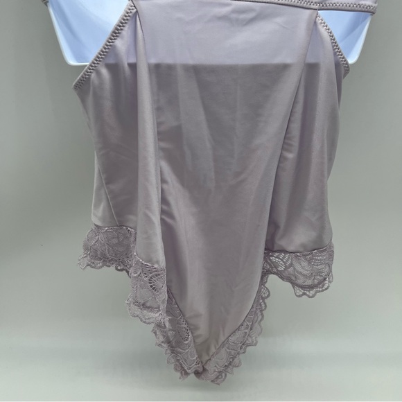 Urban Outfitters Out From Under Elegant Lavender Bodysuit-Under Wire in Bra-Sz M - Picture 7 of 12